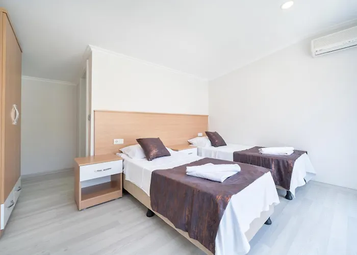 فيلة Turk فتحية